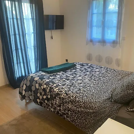Maison Avec 6 Et 4sdb A 15min De Holiday home Jossigny